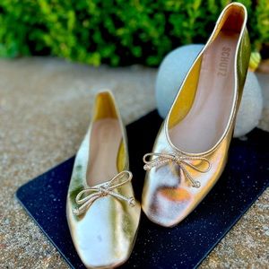 New! Schutz Arissa Metallic Leather Flats Size 10